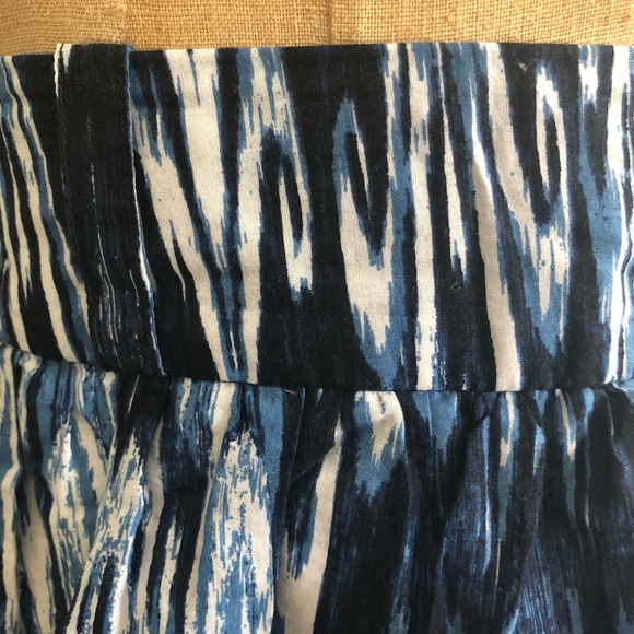 Navy & White Skirt - Picture 3 of 5